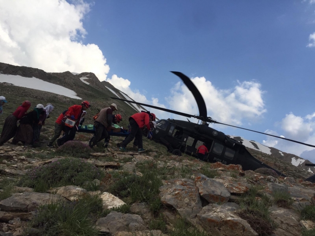 Yıldırım isabet eden vatandaşın imdadına polis helikopteri yetişti